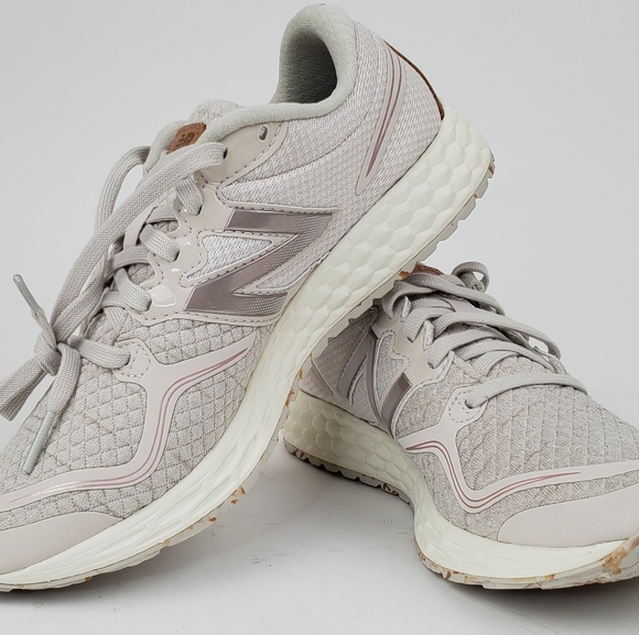 New Balance Women's Running Shoe 5.5 - Picture 1 of 4